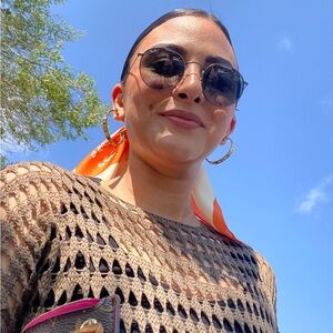 Meet your Posher, Leeta